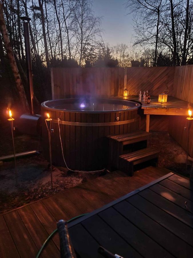 Lovely Holiday Home With Spa And Hot Tub Outside Hals Exterior foto